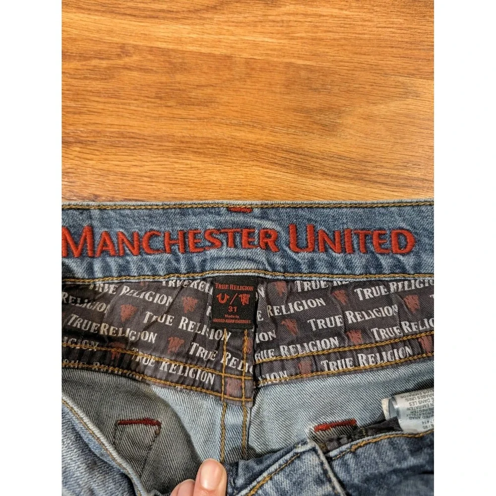 True Religion X Manchester United Size 31 Embroidered Jeans